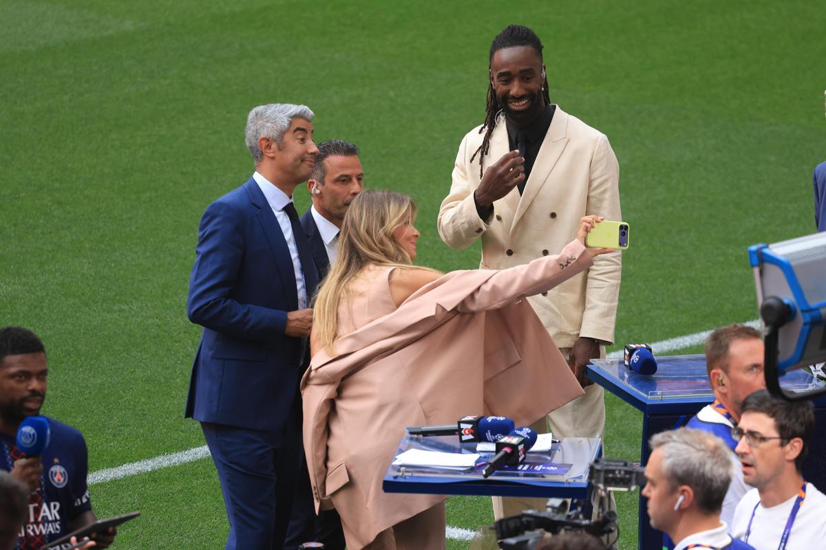 Celebrități pe gazon la PSG - Arsenal