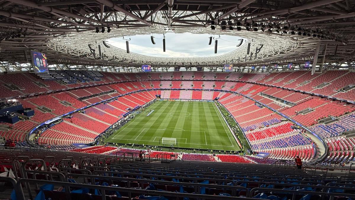 PSG - Arsenal, fanii celor două echipe fac spectacol înaintea finalei UCL 2026