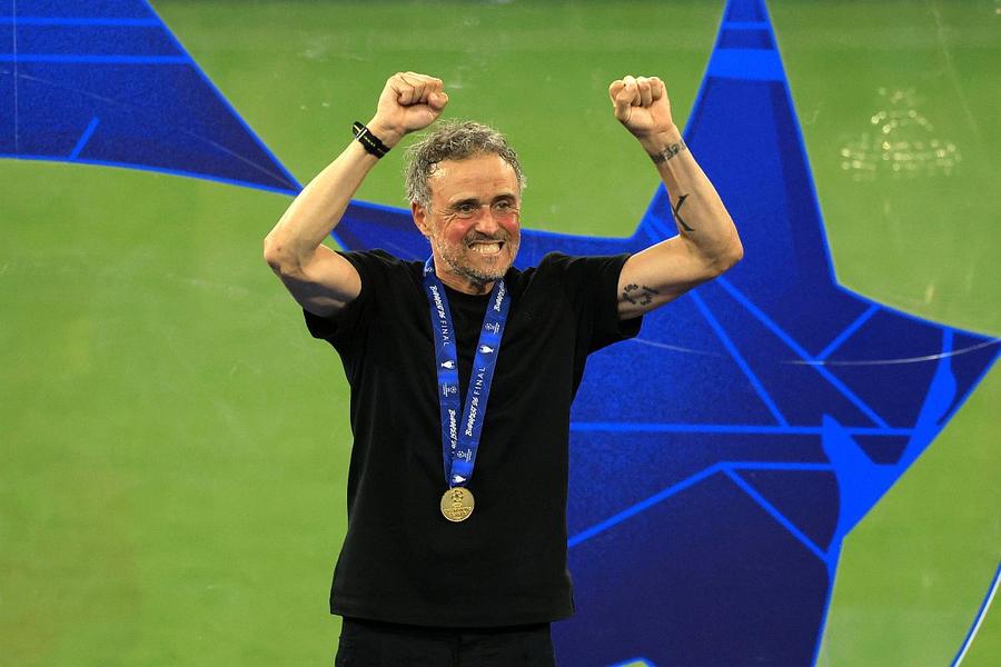 Luis Enrique, sărbătorind trofeul // foto: Ionuț Iordache (GSP) Ferran Torres, „săgeți” spre Barcelona: „A fost casa mea, dar...”