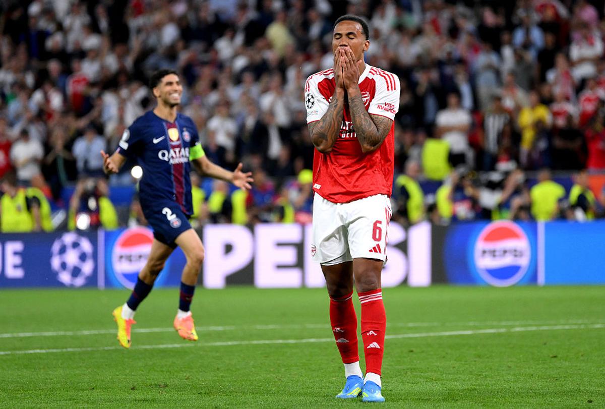 Imaginea zilei la Budapesta! Ce făcea Marquinhos, căpitanul lui PSG, în timp ce colegii lui declanșaseră sărbătoarea
