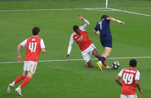 Mai slabi ca în 2006 când au jucat în 10! Statistică șocantă a „tunarilor” în finala pierdută cu PSG