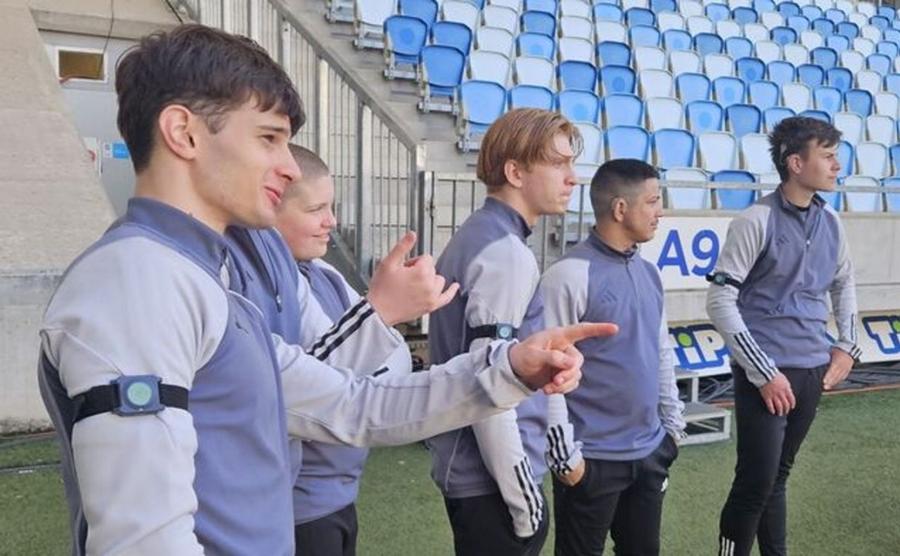 Puștii cu deficiențe auditive vor fi copii de mingi la finala Champions League de la Budapesta Cine vor fi copiii de mingi pe Puskas Arena » Inovația tehnologică a maghiarilor la finala PSG - Arsenal