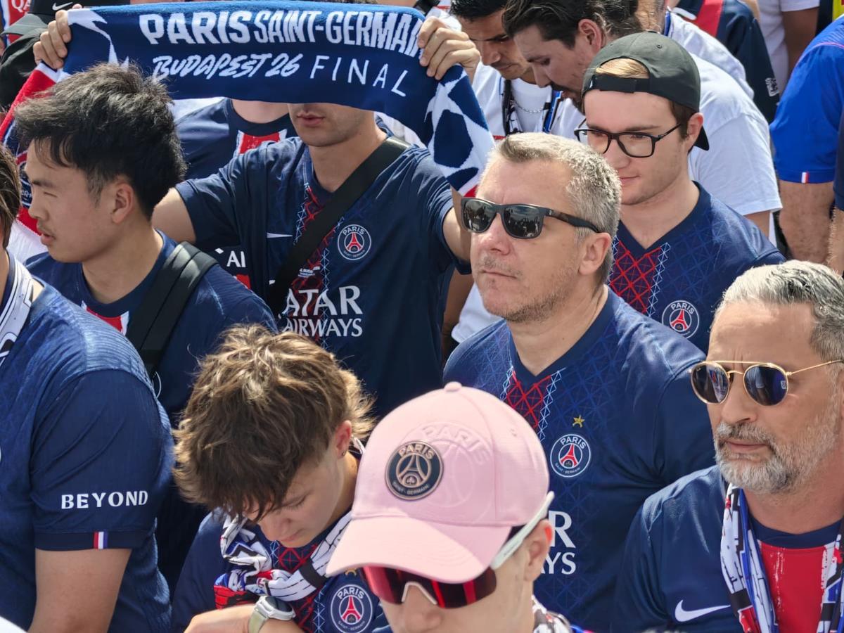 PSG - Arsenal, fanii celor două echipe fac spectacol înaintea finalei UCL 2026