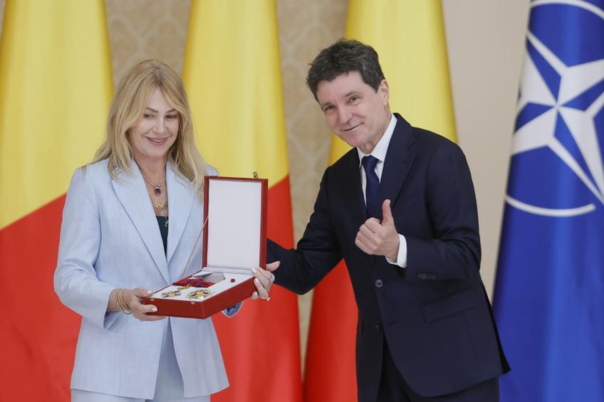 Nadia Comăneci, decorată cu Ordinul Naţional „Steaua României