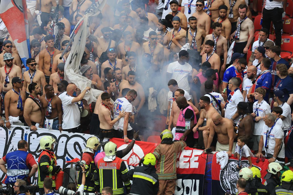 Incidente in peluza PSG la finala cu Arsenal