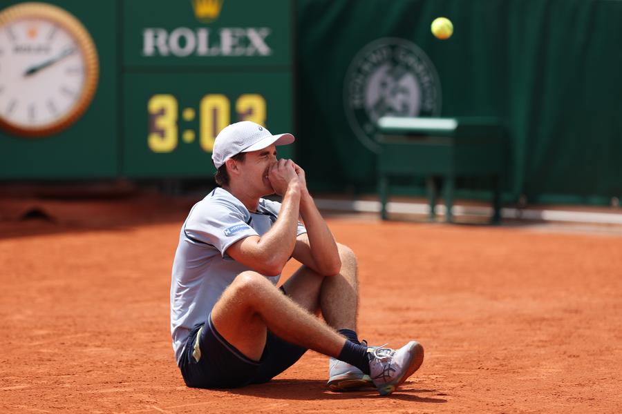 Zachary Svajda s-a calificat în „optimi” la Roland Garros/Foto: Getty Images Surprize pe linie la Roland Garros! O jucătoare din top 10 mondial a fost eliminată de o favorită a publicului