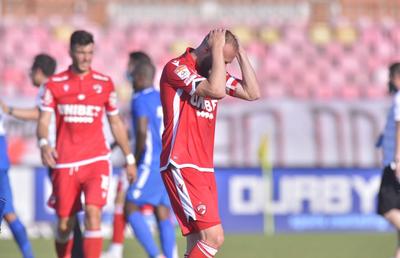 EXCLUSIV Ce s-a întâmplat la Dinamo înaintea întâlnirii cu fanii! Mesajul primit pe grupul de Whatsapp