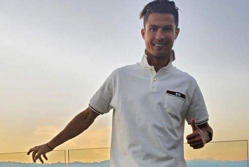 Cristiano Ronaldo are 5 Baloane de Aur în palmares // Sursă foto: Instagram @cristiano