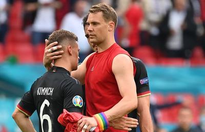 Nemții au idei trăsnite: Manuel Neuer ar putea intra ca jucător de câmp la Bayern!