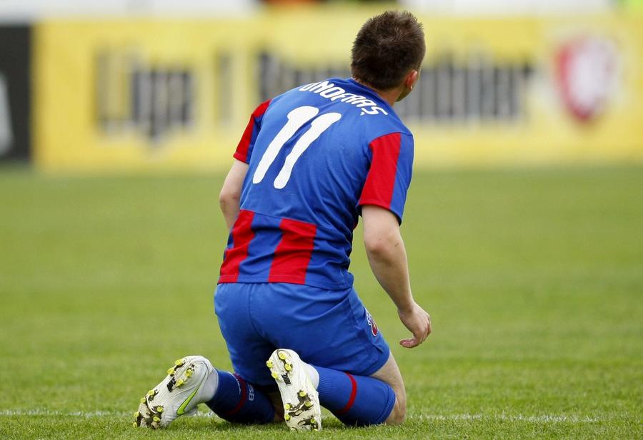 Marius Onofraș a făcut dezvăluiri despre calvarul trăit la FCSB „Mă simțeam ca într-o cușcă, beam zilnic două sticle de vin, dar nu caut scuze” » Marius Onofraș, dezvăluiri brutale din perioada FCSB