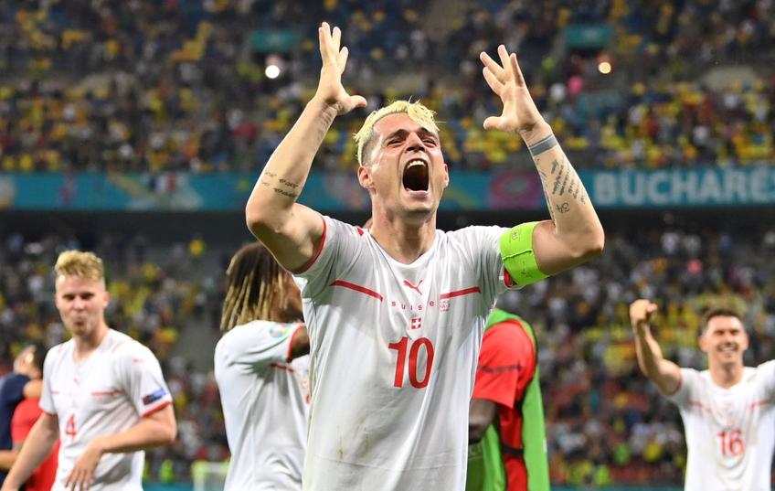 Granit Xhaka și Vladimir Petkovic / foto: Guliver/Getty Images