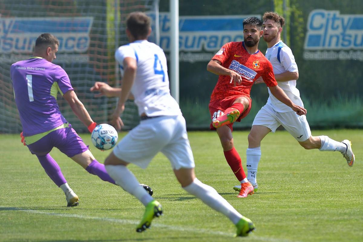 Amical FCSB - Viitorul Tg. Jiu 5-1 / FOTO: Facebook @FCSBOfficial