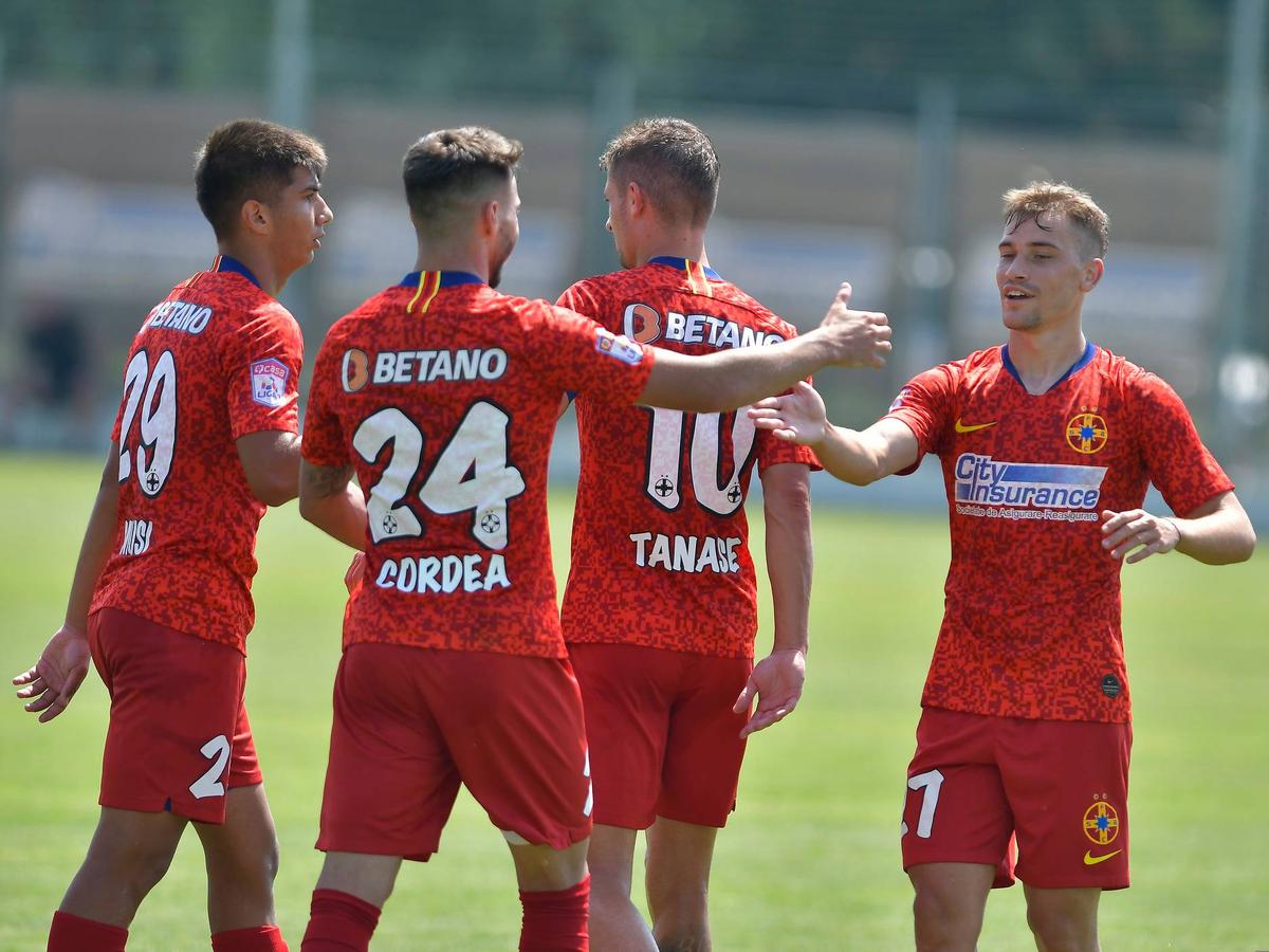 FCSB, victorie la scor în primul amical al verii » Multe fețe noi în echipa lui Todoran