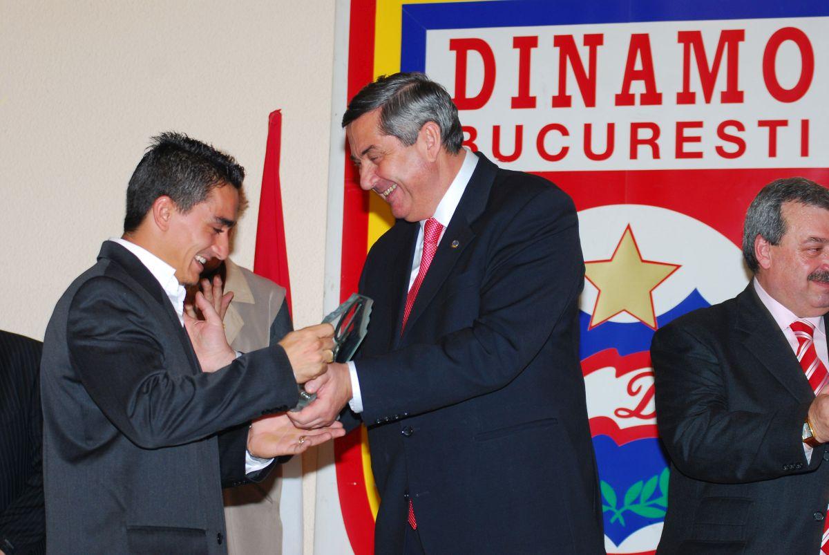 „A fost polițist, ar trebui să aibă probe!” » Replică pentru omul care suspectează meciul Dinamo - Lazio + Ștucan, discurs dur: „Sub nasul MAI, clubul a fost fraudat”