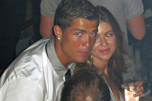 Cristiano Ronaldo (37 de ani) a făcut o solicitare către un judecător american prin care cere 600.000 de euro de la avocata Kathrynei Mayorga, femeia care l-a acuzat de viol pe portughez