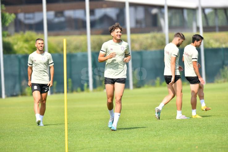 Omar El Sawy la antrenamentul echipei Rapid (foto: Cristi Preda/GSP)