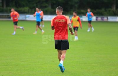 FCSB, on fire! Fotbalistul care a fost în rol de Gladiator și a jucat plin de sânge la un antrenament cu scântei!