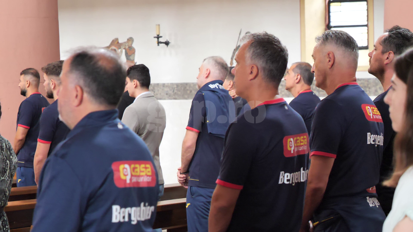 Edward Iordănescu și cei din staff-ul echipei naționale au fost la slujbă, la biserica ortodoxă din Wurzburg
