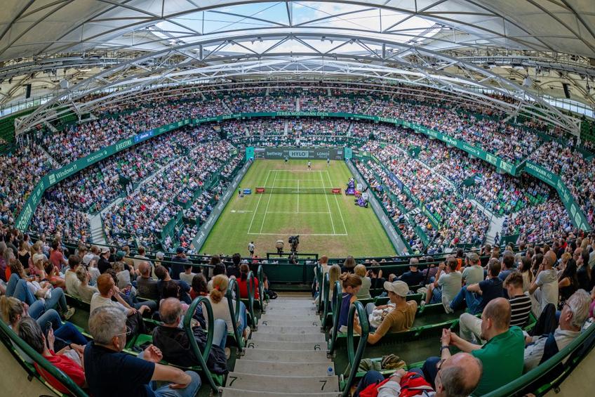 OWL Arena, terenul  central al turneului ATP de la Halle Foto: Guliver/GettyImages