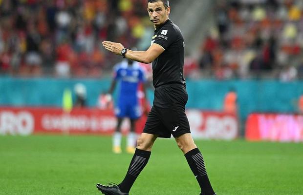 Delegare curioasă la Supercupa FCSB - Corvinul » Oficialii campioanei l-au făcut praf în sezonul trecut: „Cum facem ca ăsta să nu mai arbitreze?”