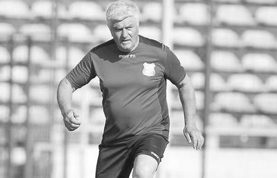 A murit Lajos Sătmăreanu, fost mare internațional și jucător al Stelei