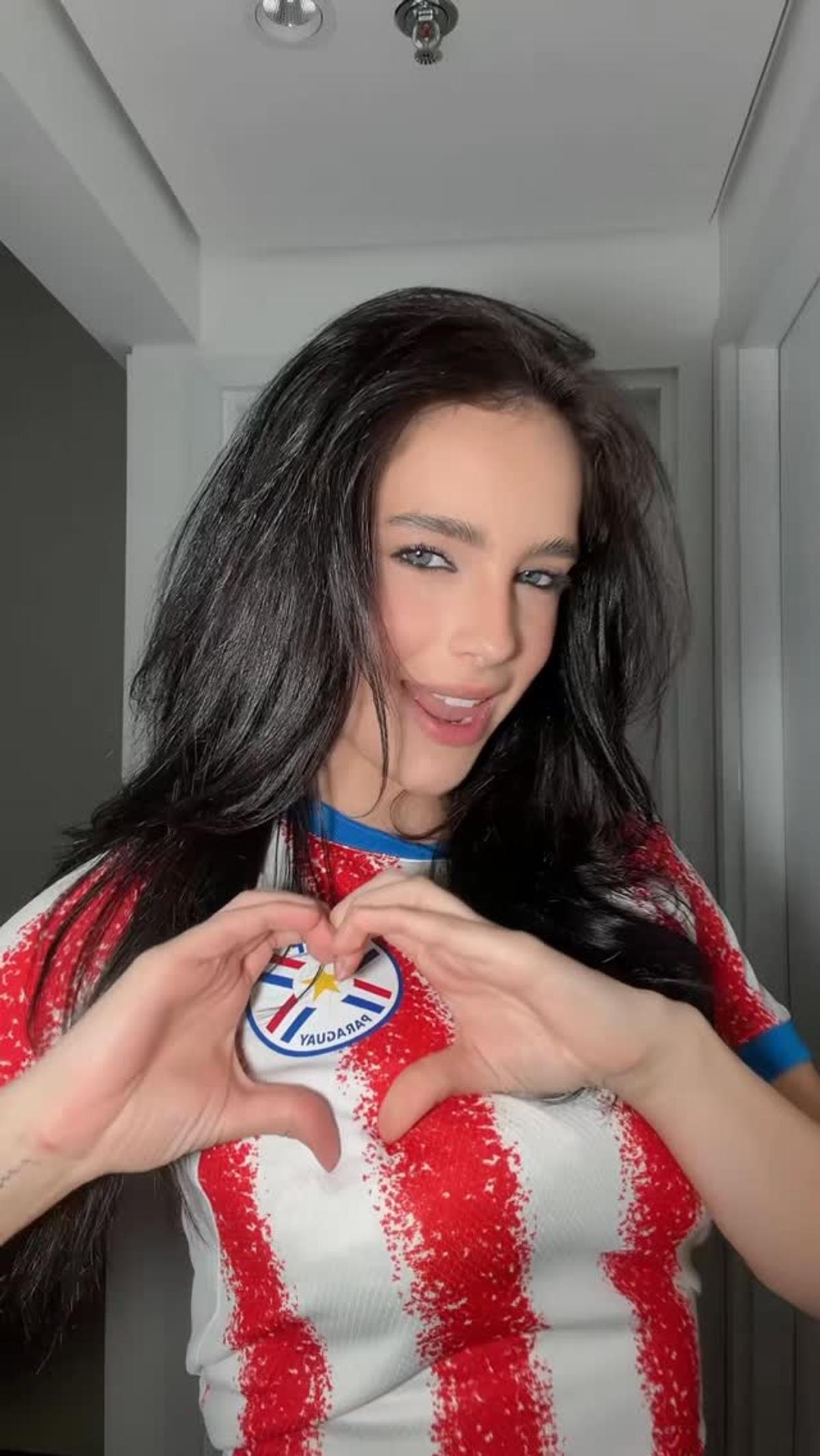Celebra fană-topmodel a ieșit în stradă, după calificare: „Asta e pentru toți germanii!”