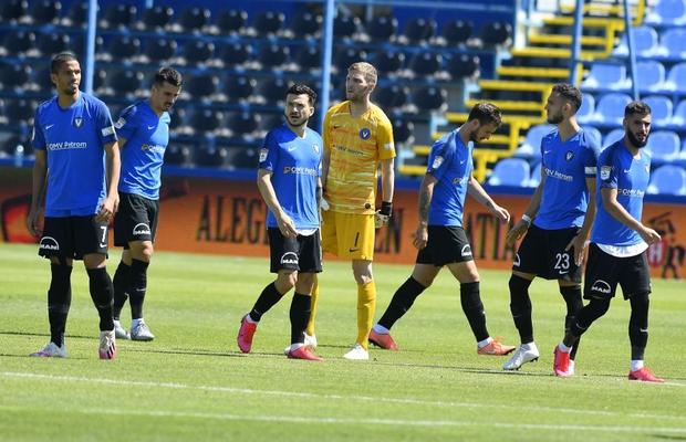 OFICIAL Viitorul nu se joacă! Un titular a fost scos din lot și băgat în carantină, după ce a ieșit în club » Riscă sancțiuni drastice