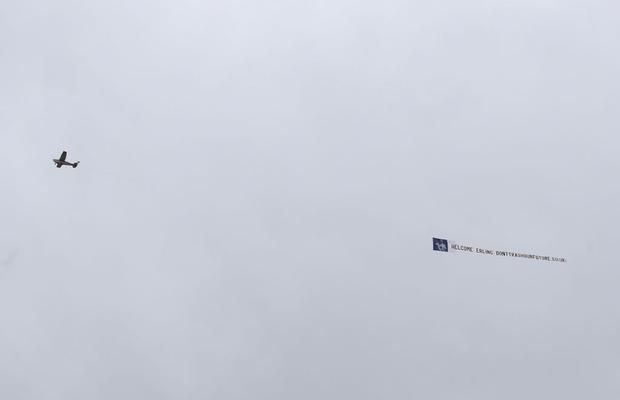 Protestul ratat de camerele TV la Manchester City - Liverpool! Au profitat de Haaland și au afișat mesajul deasupra arenei