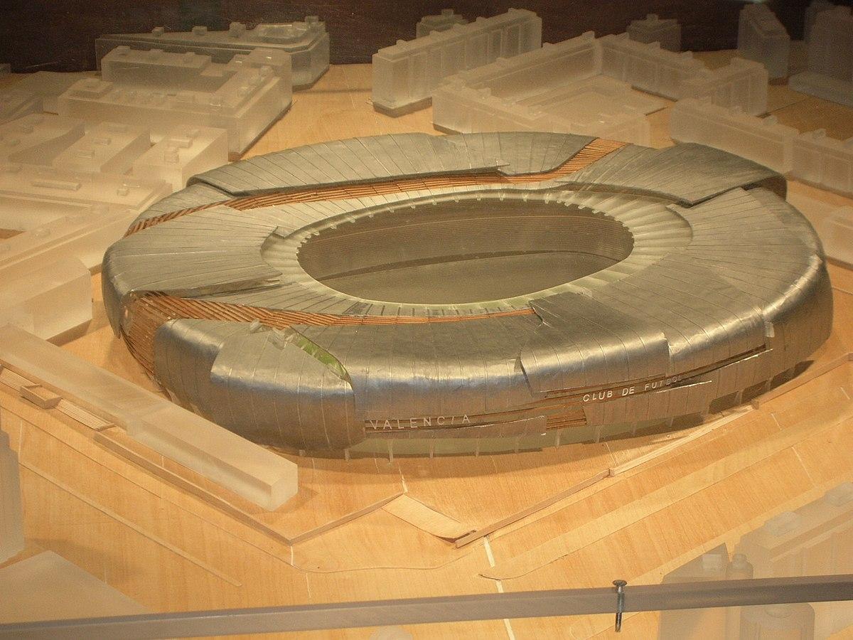 Vor relua lucrările la al patrulea cel mai mare stadion al țării, lăsat de 15 ani în PARAGINĂ! Costă 241 mil. € și arată spectaculos