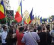 Gigi Becali, Alexandru Tudor și preoții înainte de plecarea la marșul prin București. Foto: Eli Driu (Libertatea)