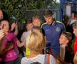 Jucătorii de la FCSB, asaltați de fani după meci