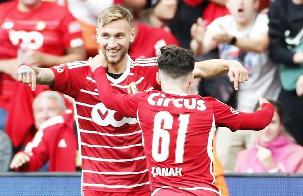 Dorit de Rapid, Denis Drăguș este aproape de un transfer în Anglia » Cluburile au ajuns la un acord