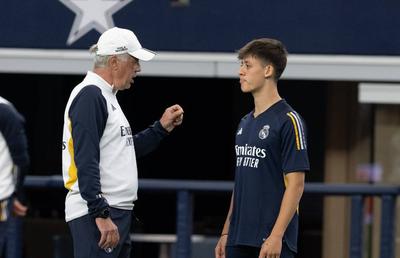 Veste șocantă la Real Madrid: marele talent transferat, care „seamănă cu Hagi ca stil”, s-a accidentat grav