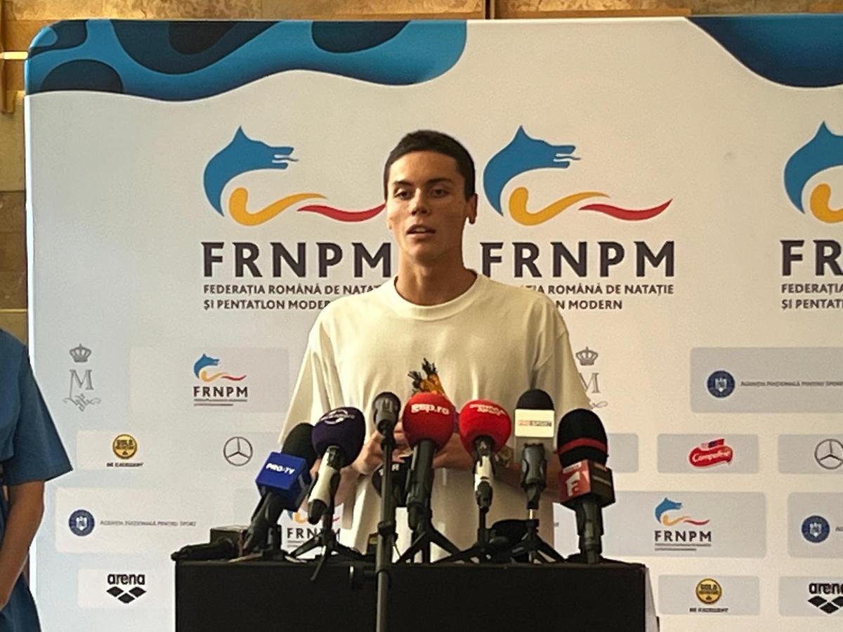 David Popovici a revenit în România » Discurs excepțional: „Îmi pare rău dacă vă așteptați la altceva. Aș vrea să închei cu un citat al lui Earl Nightingale”