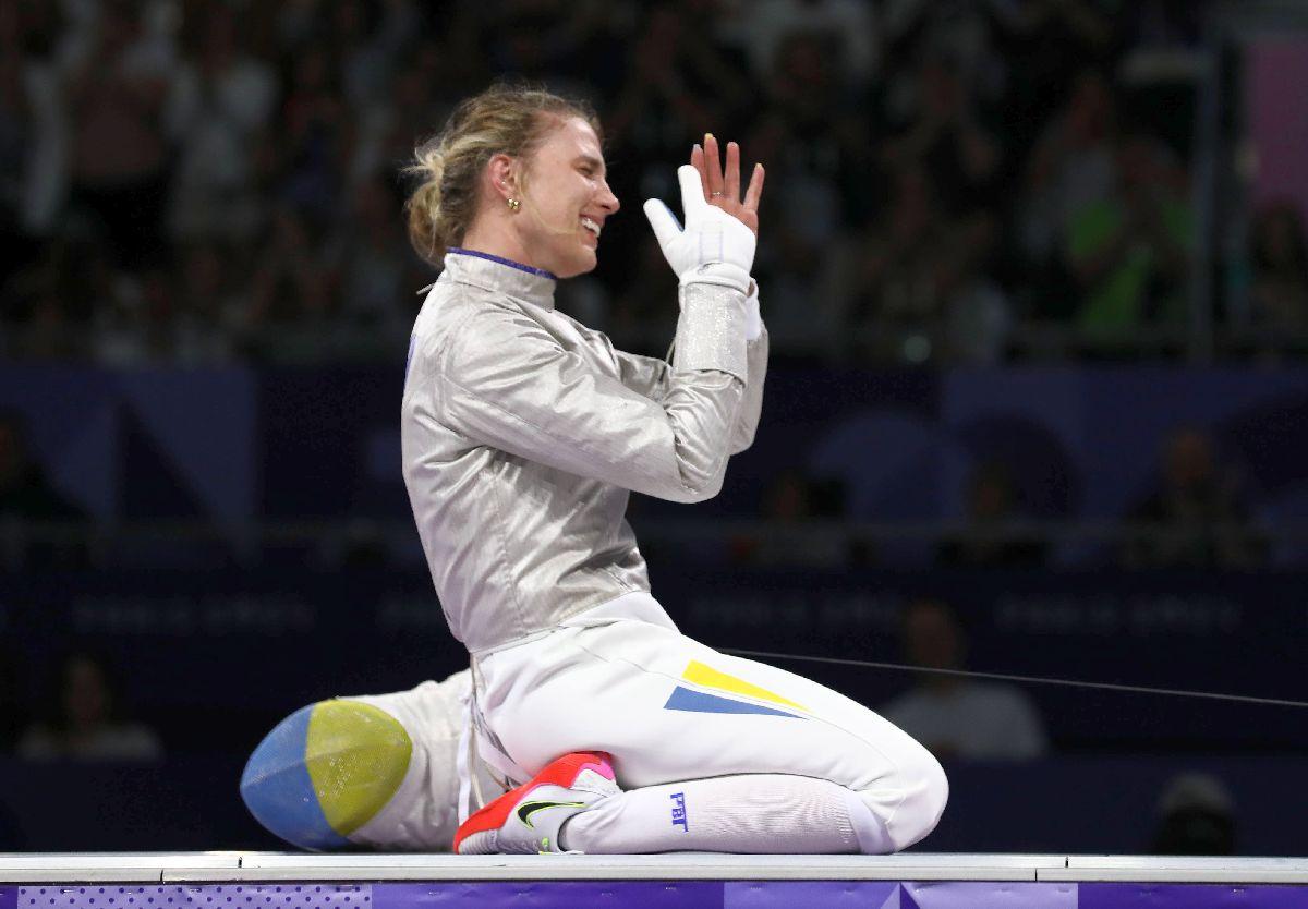 Vă mai amintiți de sportiva din Ucraina descalificată fiindcă n-a dat mâna cu rivala rusoaică? A luat medalie la Jocurile Olimpice și a ținut să transmită un mesaj întregii lumi