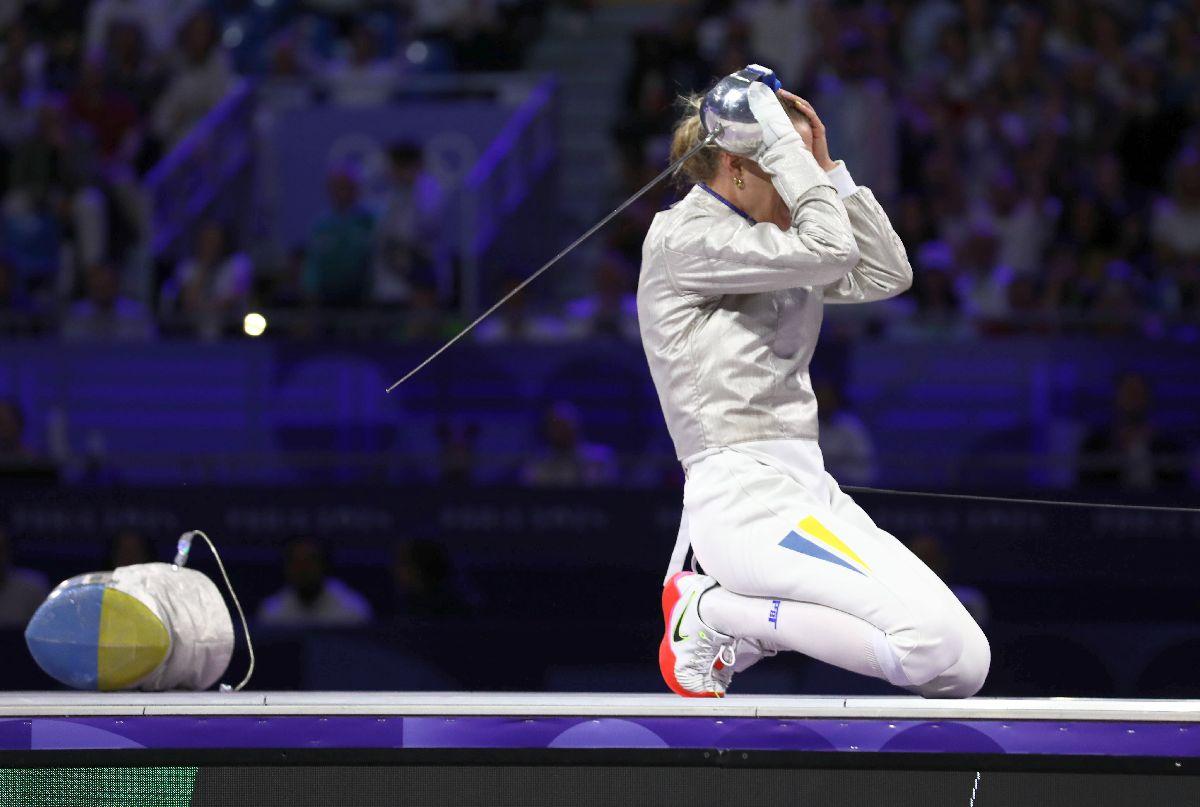 Vă mai amintiți de sportiva din Ucraina descalificată fiindcă n-a dat mâna cu rivala rusoaică? A luat medalie la Jocurile Olimpice și a ținut să transmită un mesaj întregii lumi