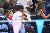 Alături de David Popovici, a devenit celebru într-o imagine virală la Jocurile OIimpice » Acum, își spune povestea pentru Gazetă: „Am împărțit durerea”