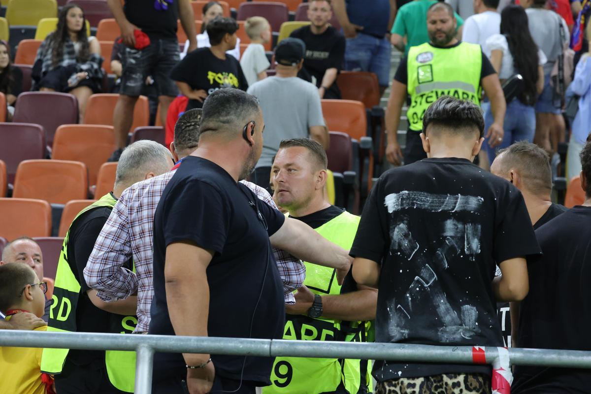 Ionuț Panțîru, „bodyguard” pe Arena Națională » Scandal în tribune după FCSB - Shkendija