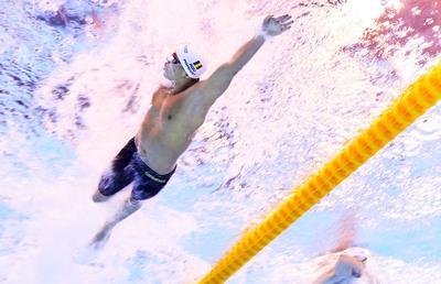 David Popovici s-a calificat în semifinale la 100 metri liber la Campionatele Mondiale de Natație de la Singapore