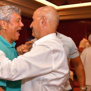 Mircea Lucescu și-a serbat ziua de naștere împreună cu aproape 50 de fotbaliști alături de care a colaborat în carieră. Foto: Cristi Preda (GSP.RO)