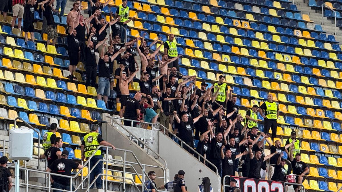 Suporterii lui Shkendija au ajuns la Arena Națională