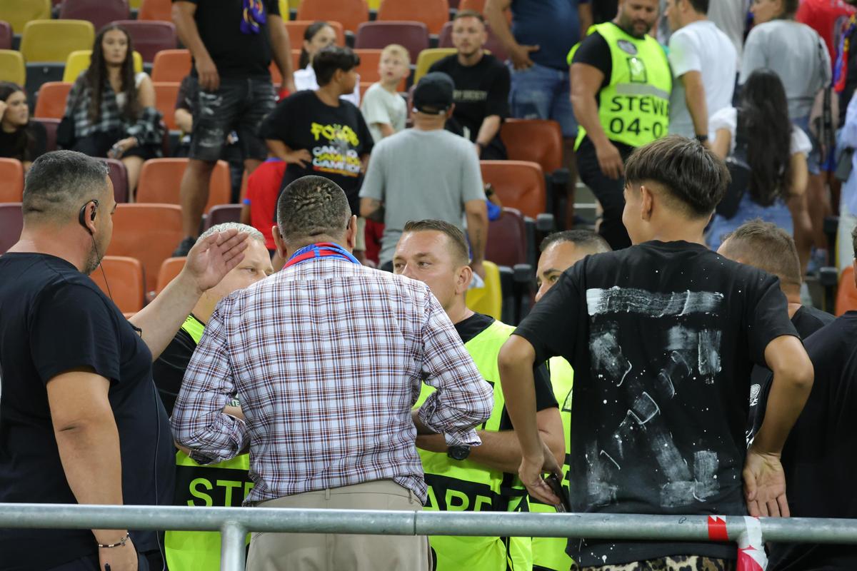 Ionuț Panțîru, „bodyguard” pe Arena Națională » Scandal în tribune după FCSB - Shkendija