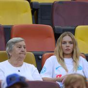 Anca Surdu, iubita lui Denis Alibec, la FCSB - Shkendija / Foto: Ionuț Iordache (GSP)
