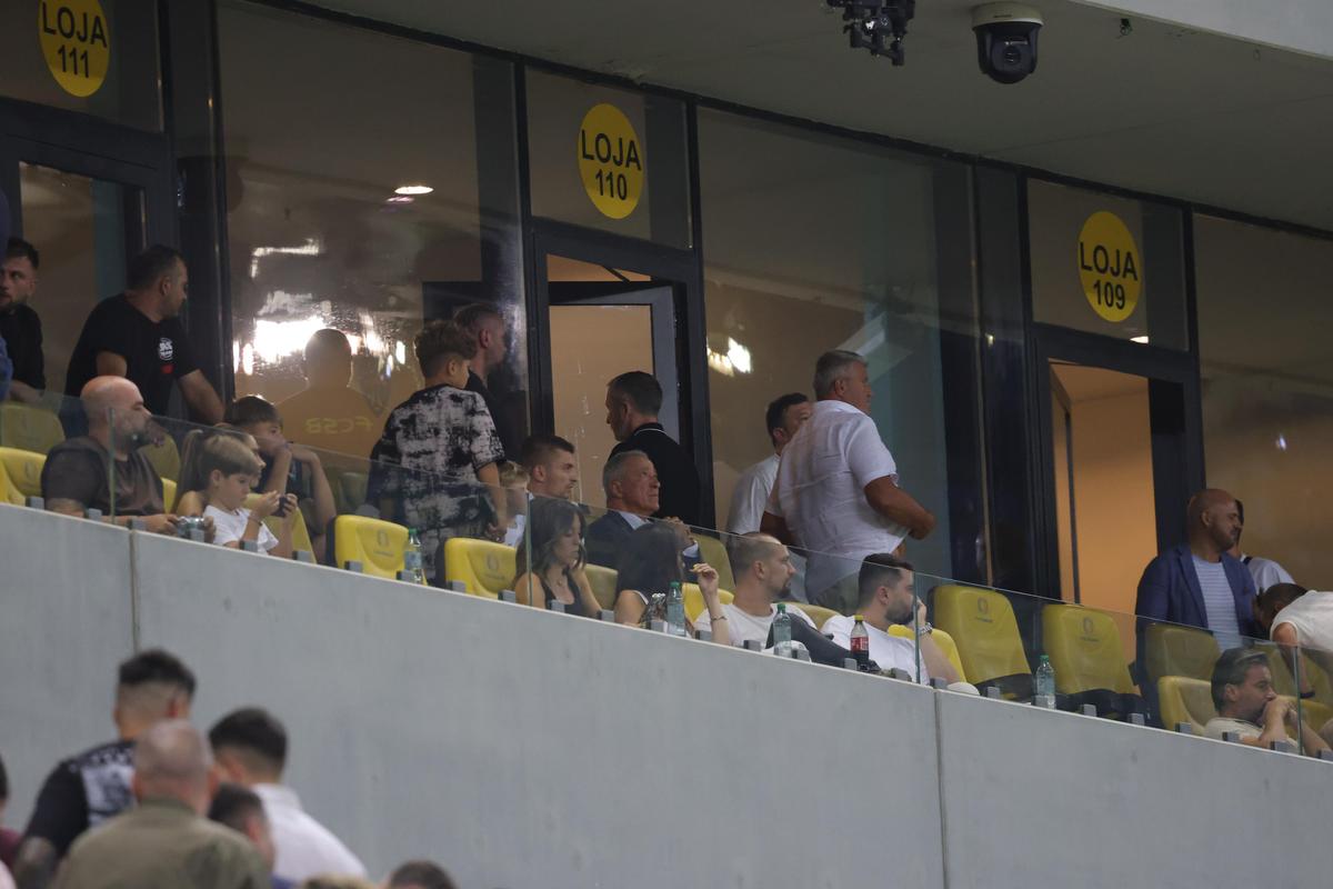 Imagini din finalul meciului FCSB - Shkendija