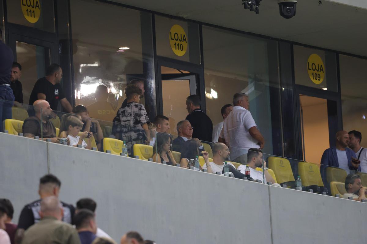 Imagini din finalul meciului FCSB - Shkendija