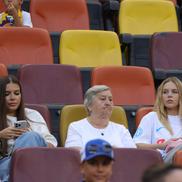 Anca Surdu, iubita lui Denis Alibec, la FCSB - Shkendija / Foto: Ionuț Iordache (GSP)