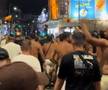 Fanii echipei din Ierusalim au luat cu asalt Bucureștiul: torțe și fumigene pe străzile Capitalei în toiul nopții