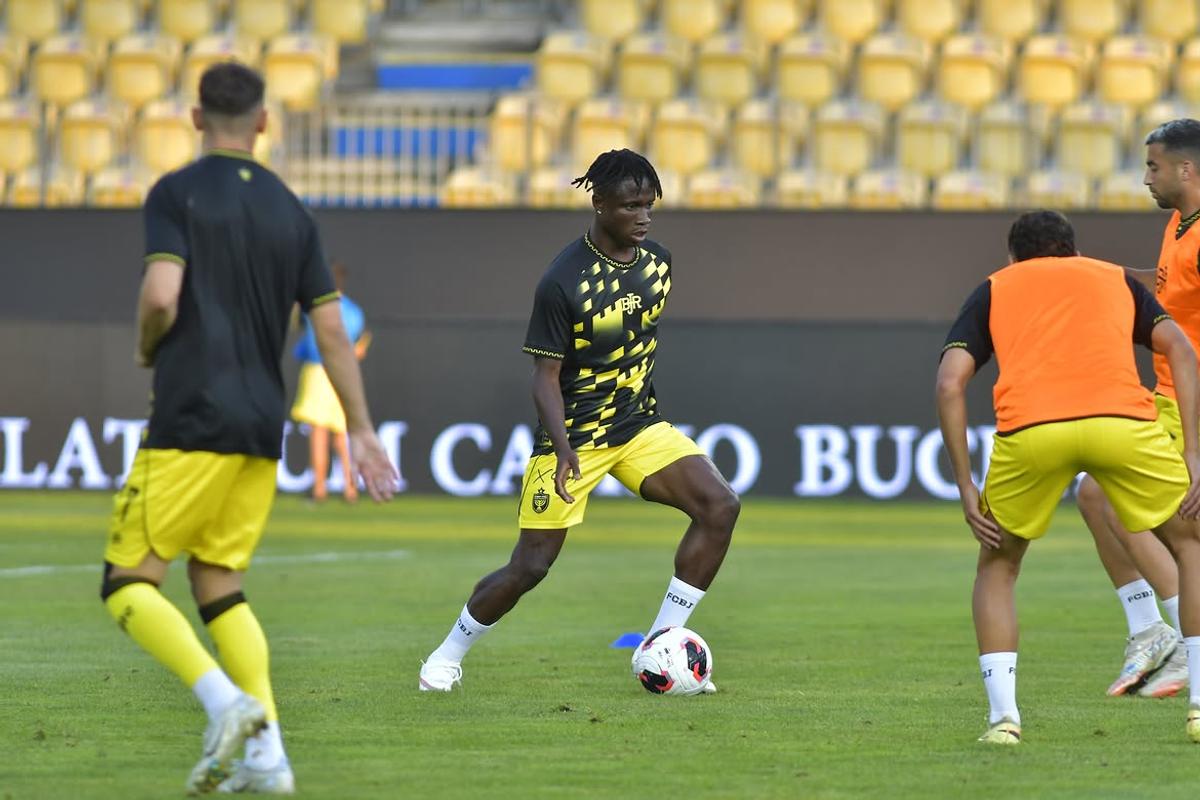 Beitar Ierusalim - AEK Larnaca, pe „Ilie Oană”