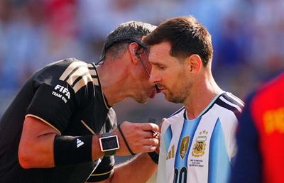 Arbitrul finalei Mondialului a rupt tăcerea despre Lionel Messi: „Așa s-a comportat întotdeauna”
