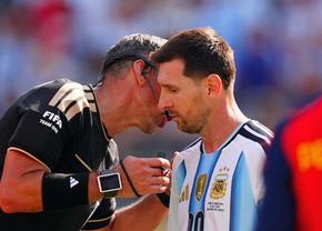Arbitrul finalei Mondialului vorbește despre Lionel Messi.